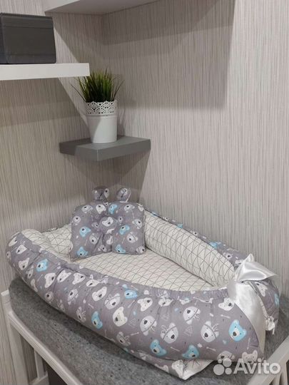 Подушка-позиционер, кокон для новорожденных