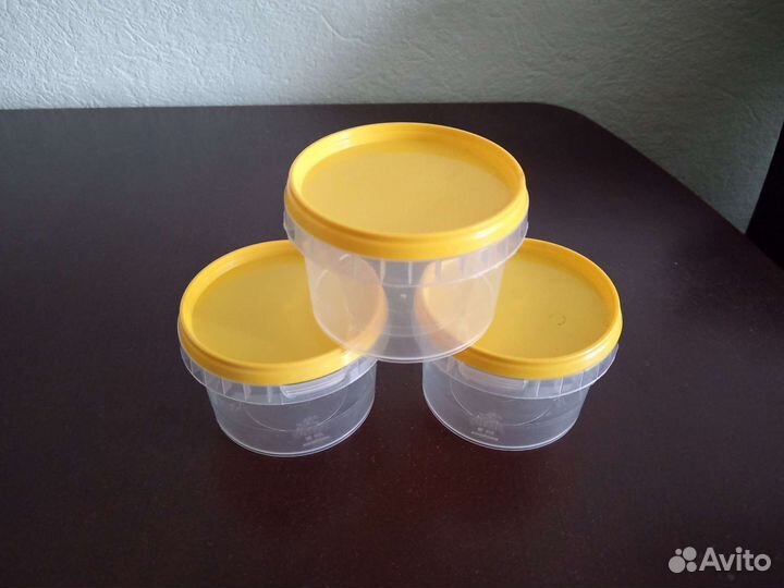 Пластиковая банка