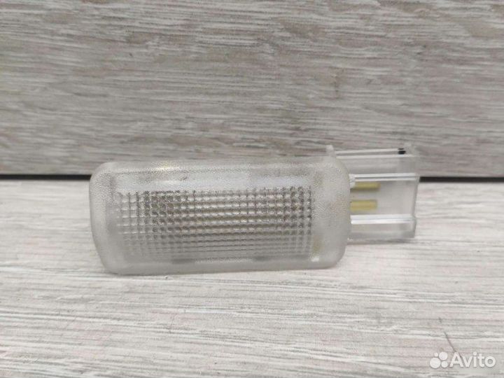 Плафон салона Mercedes M W164