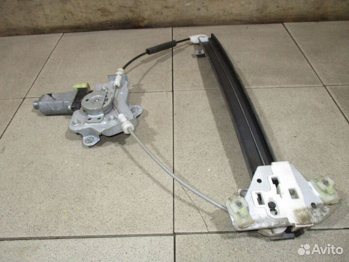 Стеклоподъемник передний левый Kia Picanto 1