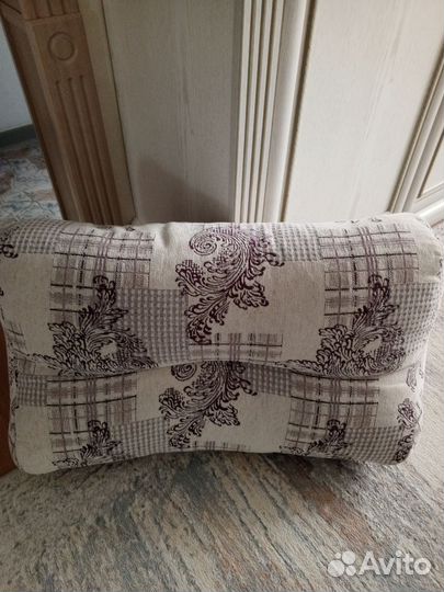 Подушки для дивана бу