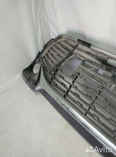 Решетка переднего бампера toyota camry xv50