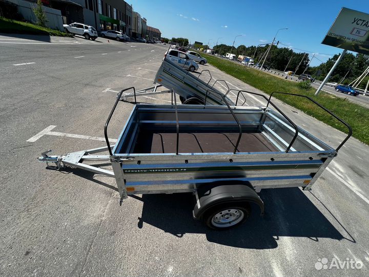 Прицеп на легковой автомобиль