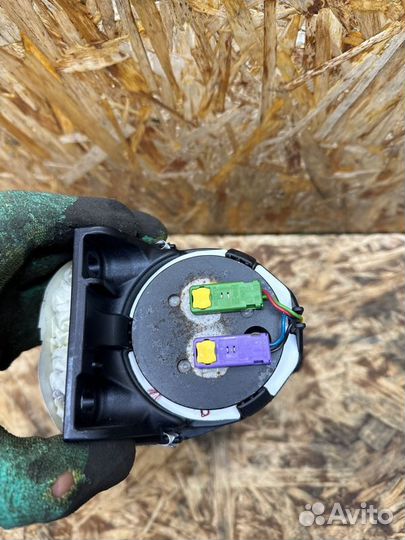 Подушка безопасности (в торпедо) Audi Q7 4L 3.0