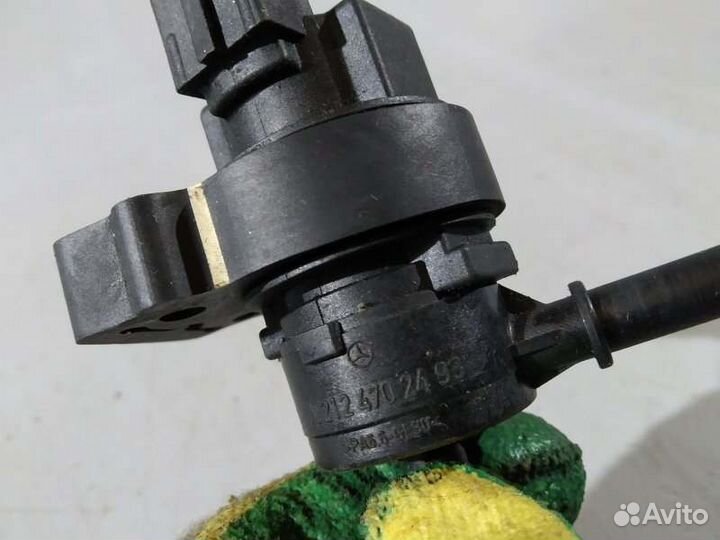 Клапан вентиляции Mercedes E-Class W212