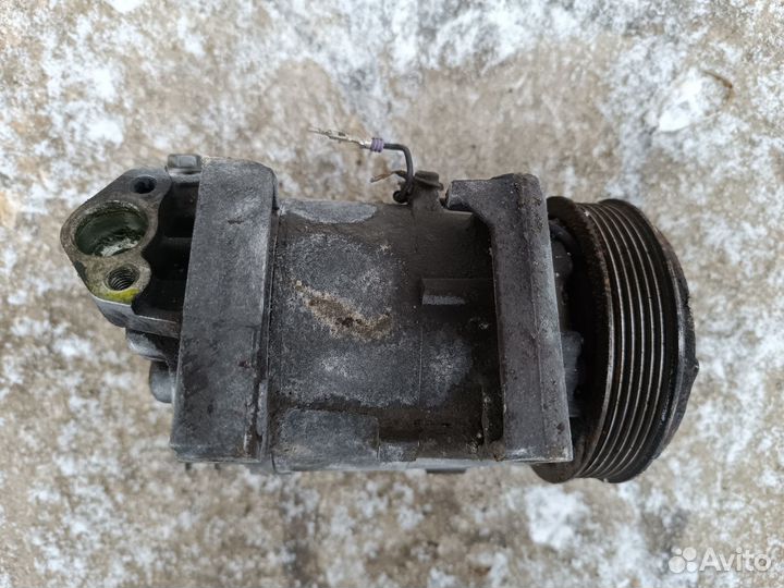 Компрессор состояние неизвестно Nissan Primera P12