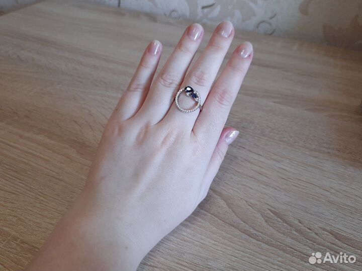Кольцо серебряное 925 с наносапфирами 18,5 размер