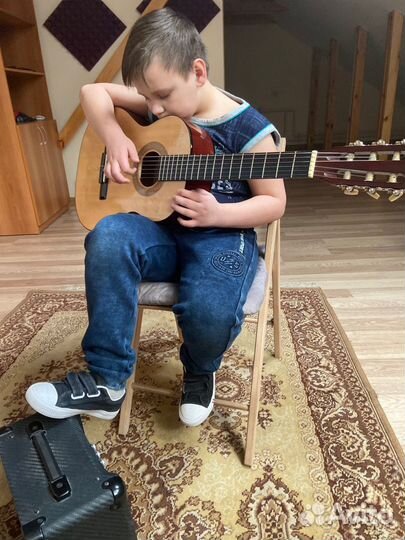 Уроки игры на гитаре