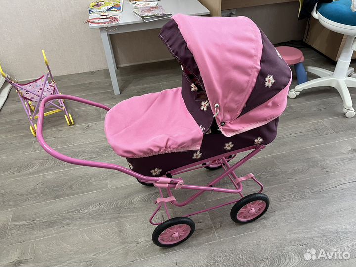 Коляска для кукол
