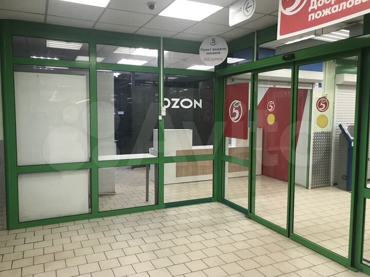 Торговая площадь, 65 м²