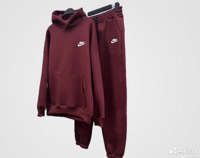 Спортивный костюм Nike на флисе