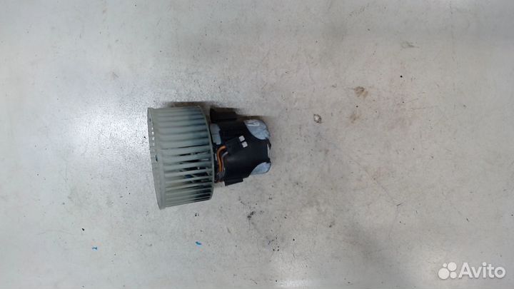 Двигатель отопителя Chrysler Voyager