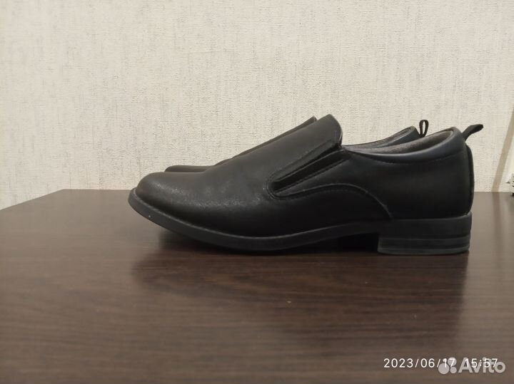 Туфли подростковые