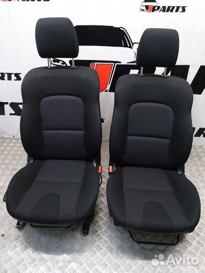 Комплект сидений Mazda 3 BK седан
