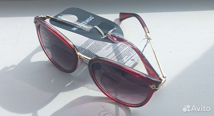 Очки солнцезащитные. Новые