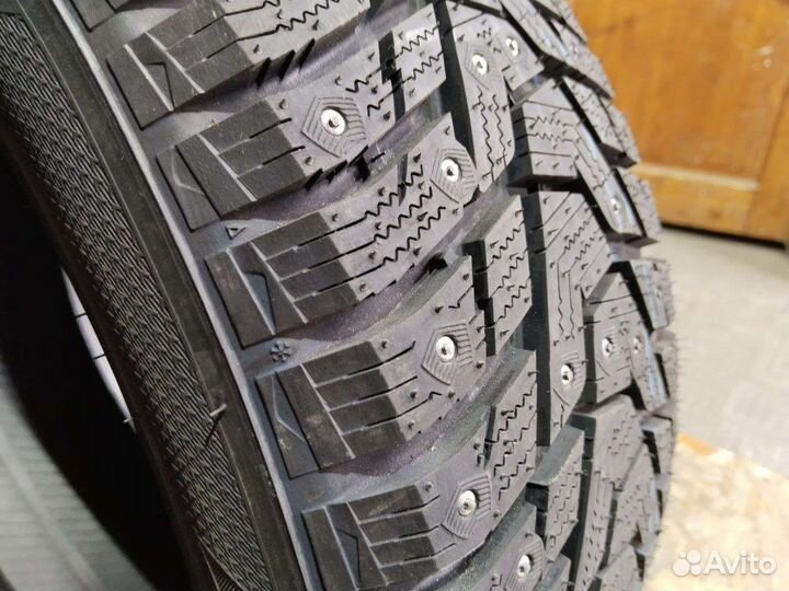 Hankook Winter I'Pike RS2 W429 205/55 R16 94T