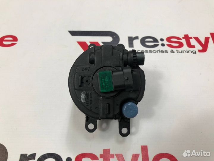 Туманка Toyota / Lexus 4 уха Valeo Правая T1854