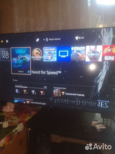 Sony playstation 4 PS4 pro 1tb с играми