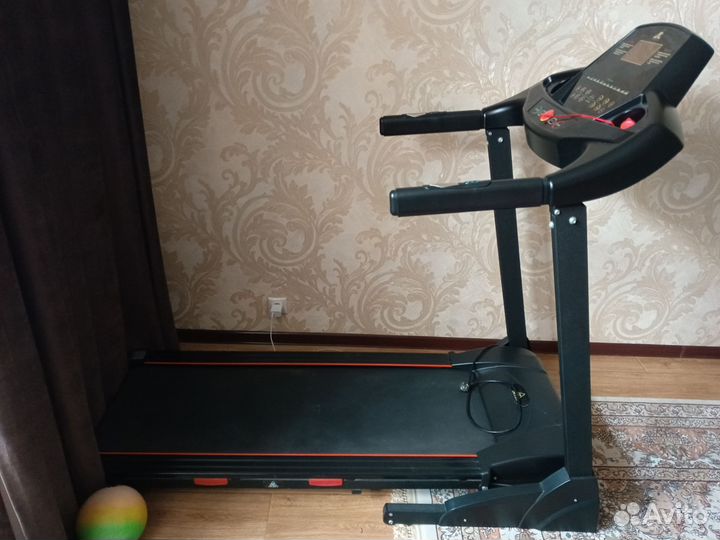Беговая дорожка dfc