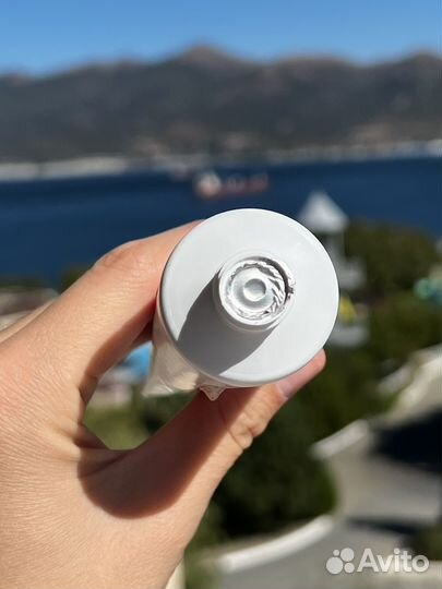 Солнцезащитный крем spf 50 для лица и тела новый