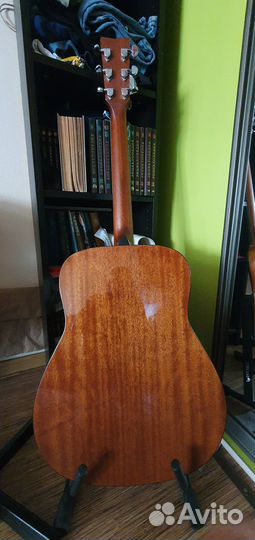 Аккустическая гитара Yamaha FG800