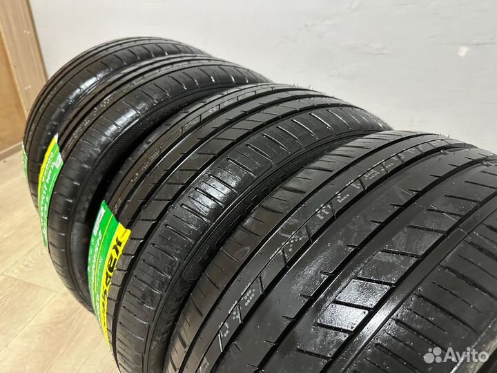 Kapsen Headking S2000 225/45 R17 и 245/40 R17 94W