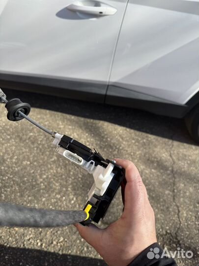 Замок передней правой двери ауди q5 2022