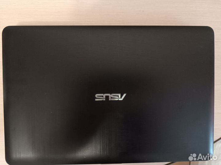 Ноутбук asus