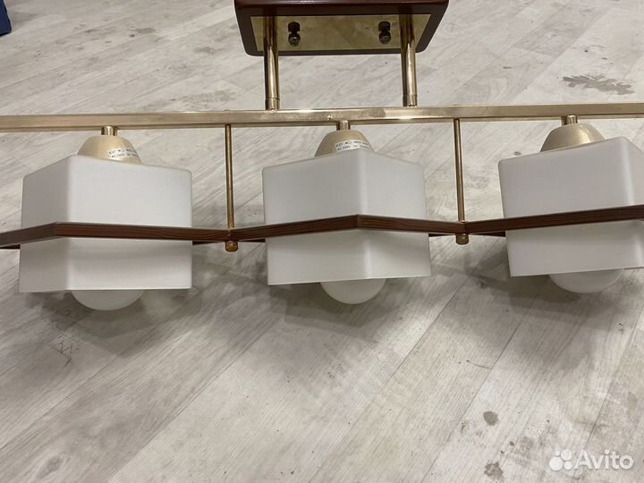 Светильник потолочный