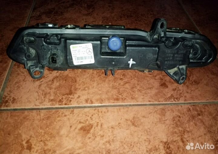 Ходовой огонь мерседес S 221 рест А 2218201856