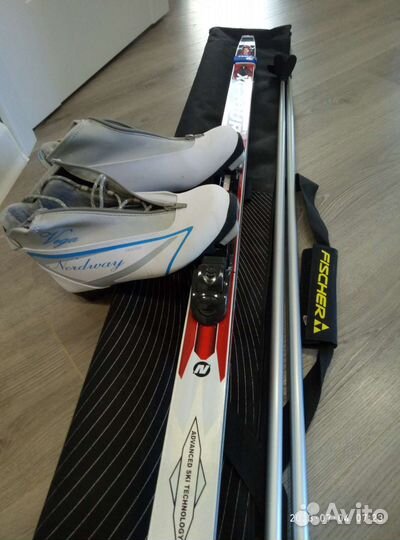 Беговые лыжи