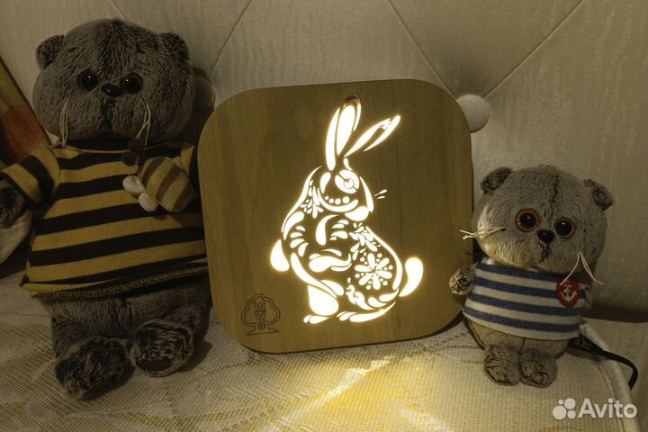Детский светильник из дерева Кролик