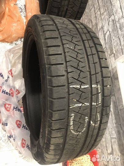 Triangle Snowlink PL02 255/45 R20 105V