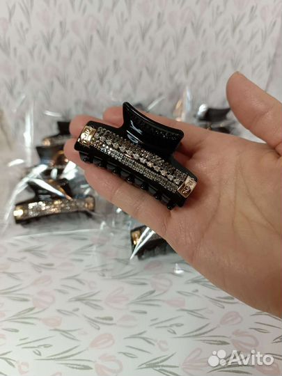 Заколка для волос