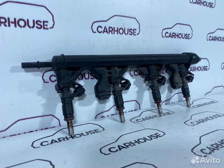 Рампа с форсунками Peugeot 308 euro 4 1.6 EP6 5FW