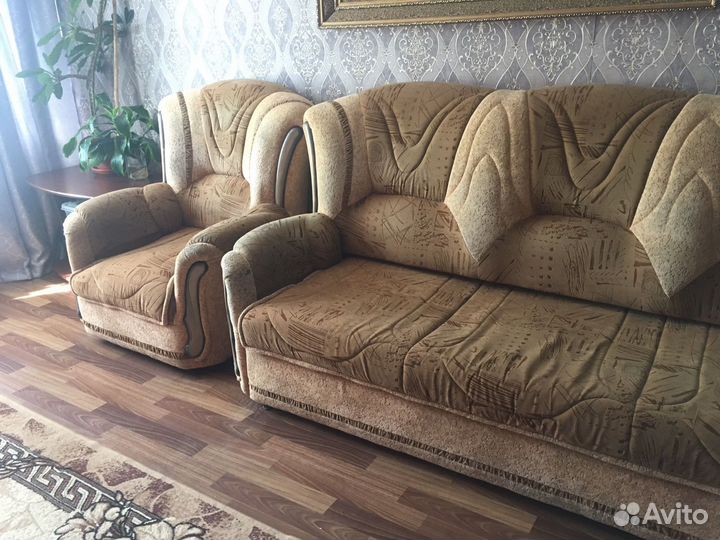 Диван и 2 кресла