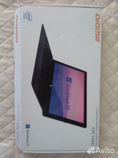 Планшет с клавиатурой Digma