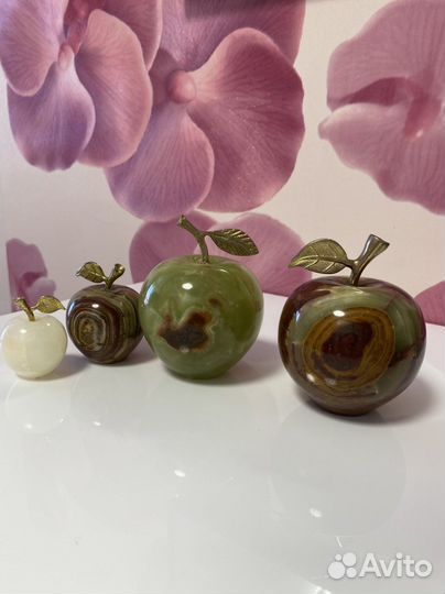 Коллекция изделий из камня