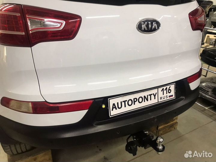 Фаркоп KIA Sportage 3 Быстросъемный квадрат