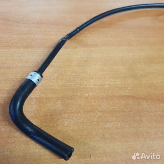 Трубка охлаждения Opel Astra H 1.6