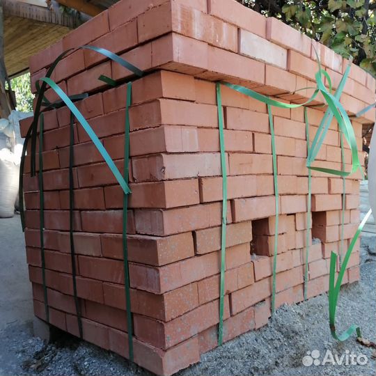 Кирпич красный