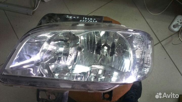 Фара передняя левая Seat Ibiza III 1999 - 2002 гг