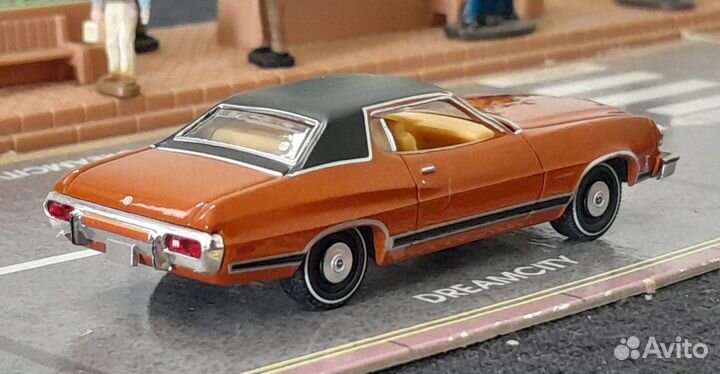 Greenlight 1/64 1973 Ford Gran Torino