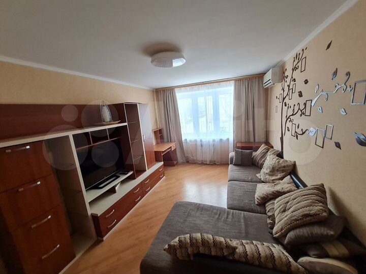 2-к. квартира, 56 м², 3/9 эт.