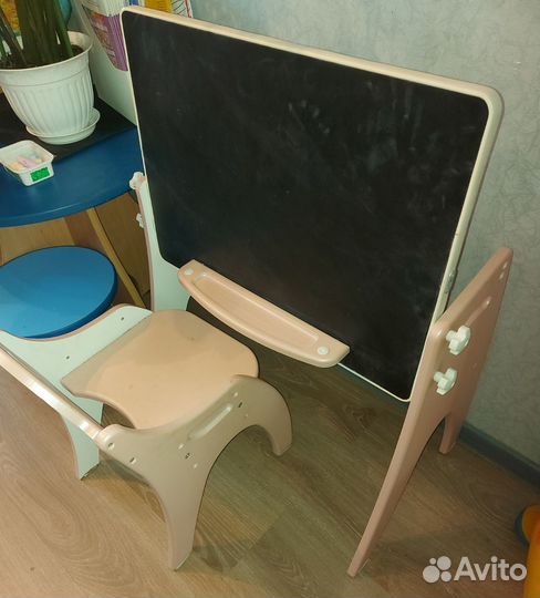 Детский стол и стул