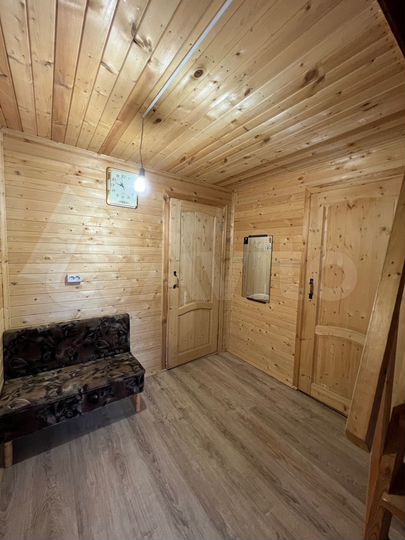 Дом 53 м² на участке 5 сот.