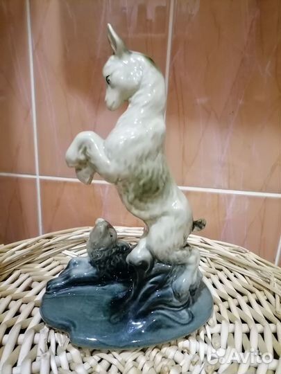 Статуэтка Козёл и собака Дружба СССР