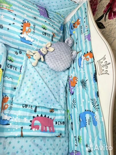 Набор в детскую кроватку, бортики