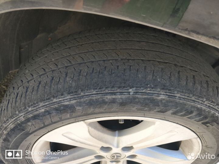 Bridgestone Dueler H/L 245/55 R19