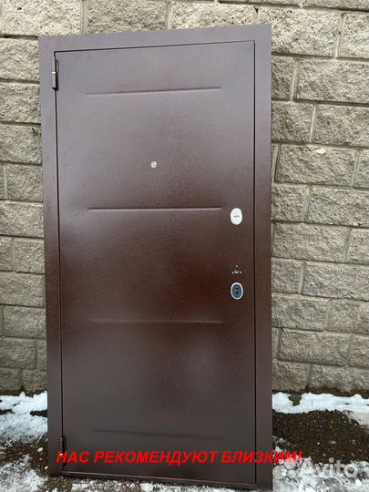 Тяжелая дверь металлическая установка в подарок